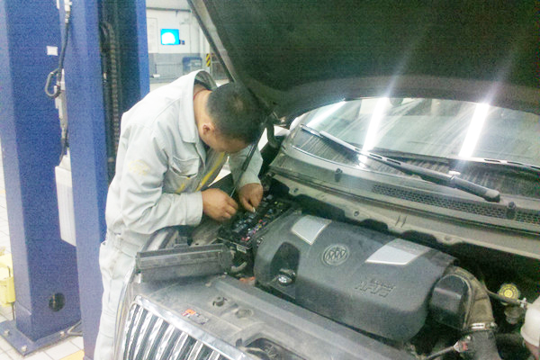 機修技師實操.jpg 機修技師實操.jpg