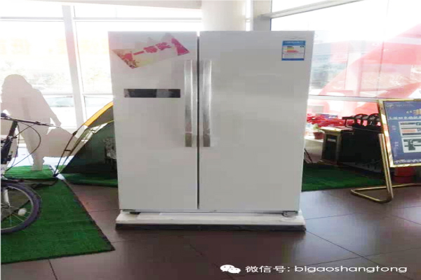 一等獎獎品.jpg 一等獎獎品.jpg