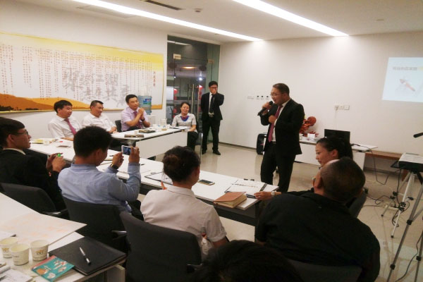 團隊分享 1.jpg 團隊分享 1.jpg