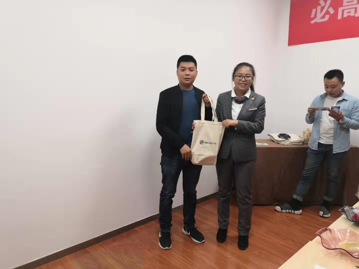 圖片1.png 圖片1.png